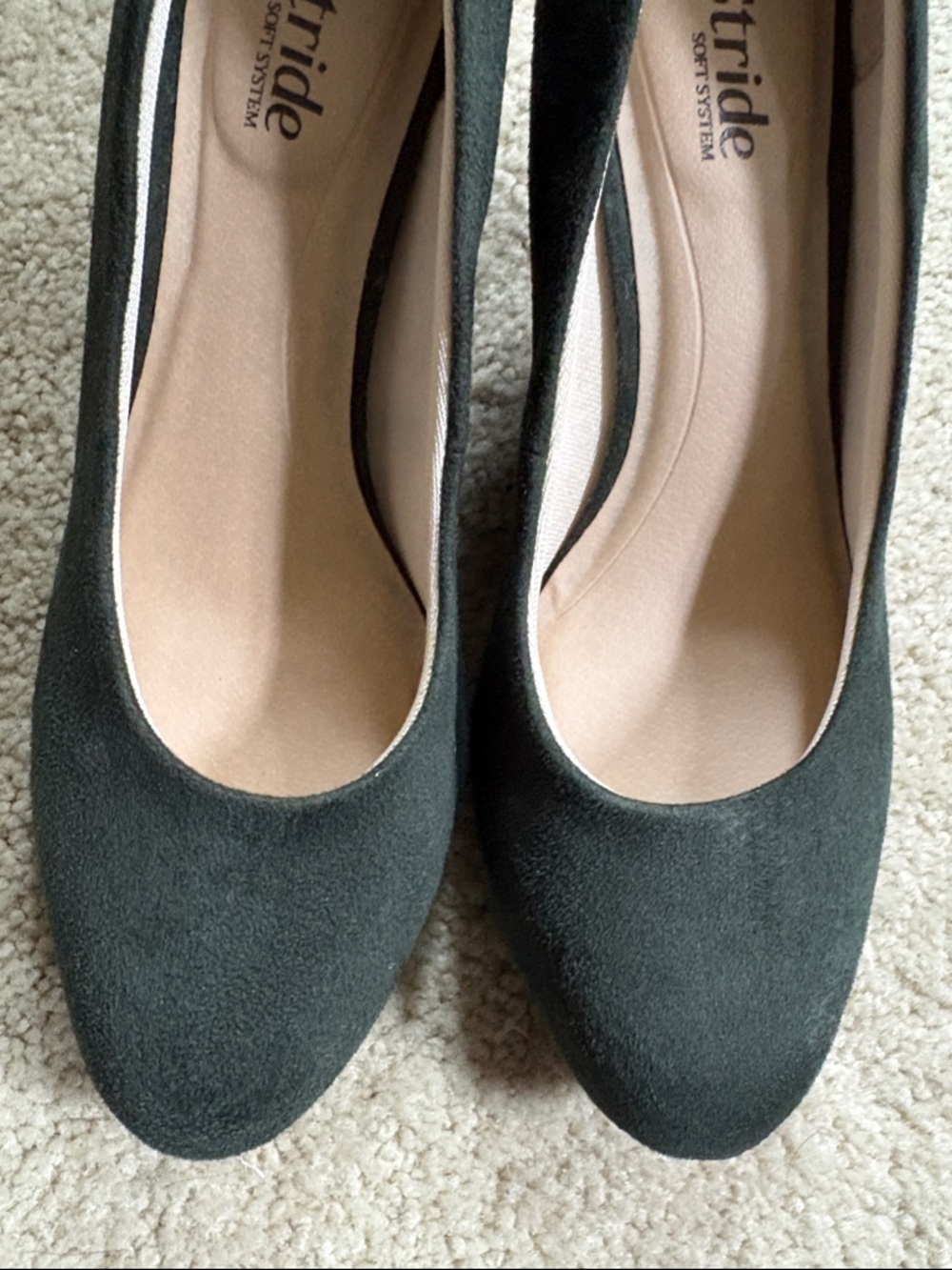 Life Stride Forest Green Faux Suede Mid Heel Pumps-Size 8M - Picture 12 of 12